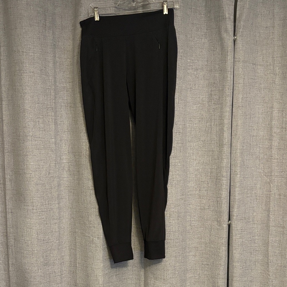 Athleta black Joggers